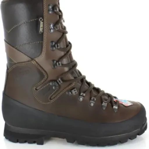 Meindl Dovre Extreme GTX Wide Review: tall, tough boots for wet, rough ground