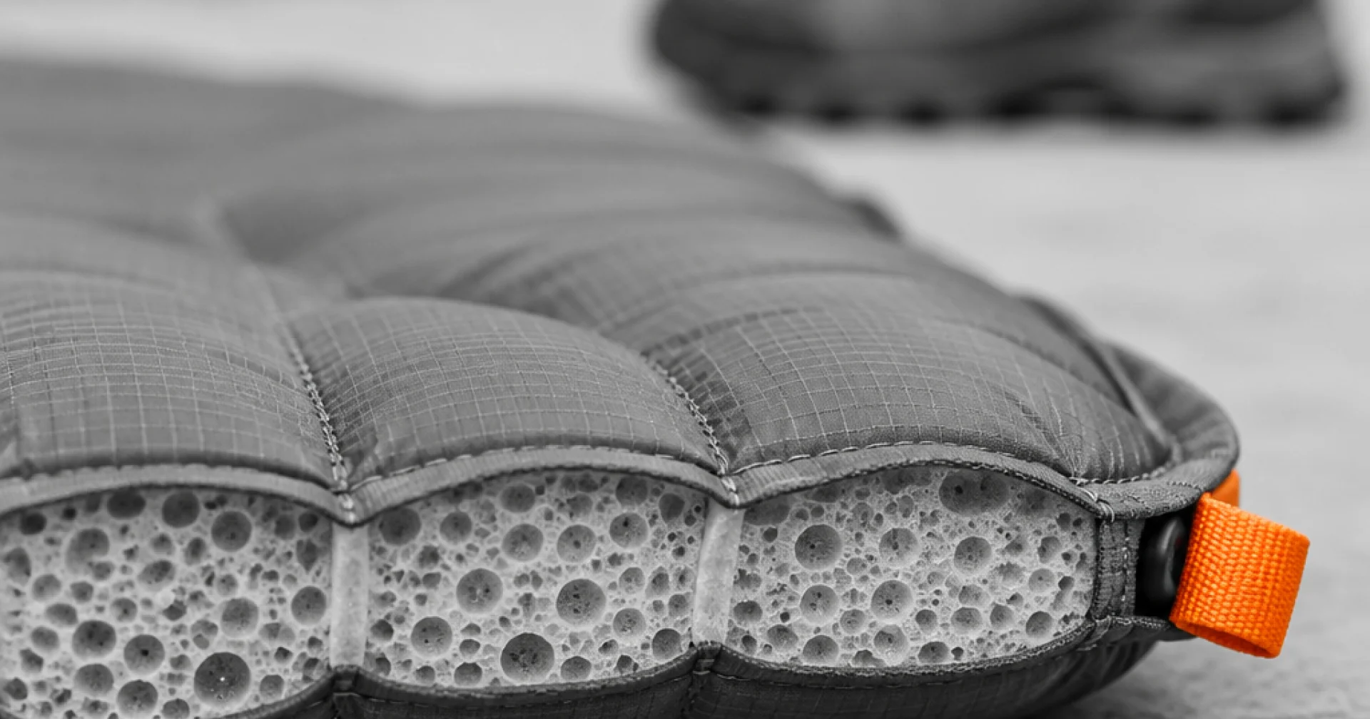 Sleeping Pad R-Value Is the Number That Decides Your Fall Nights: How to Read It Before the Temps Drop