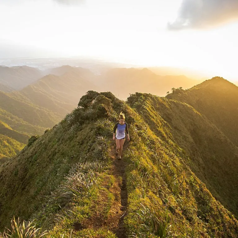 Exploring the Benefits of Fresh Foam X More V5 for Hiking Enthusiasts