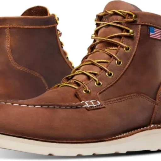 Danner 6” Bull Run Moc Toe Work Boots Review: Reliable and Rugged for the Job Site