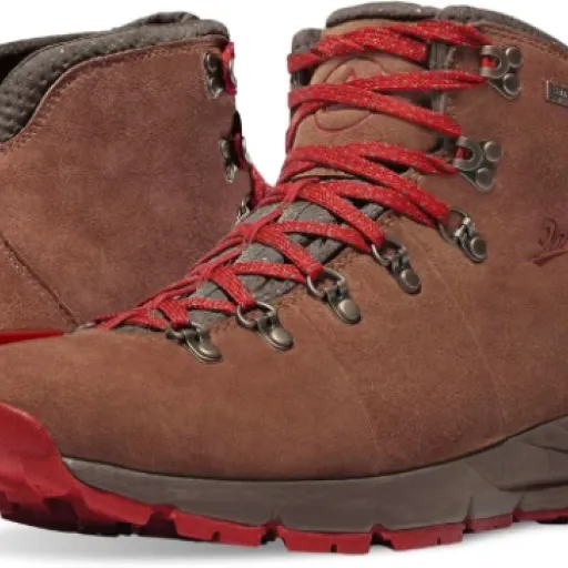Danner Mountain 600 Review: waterproof hikers that feel more like sneakers than boots