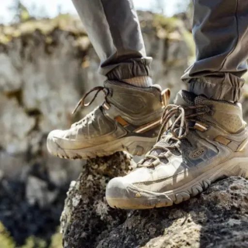KEEN Targhee III Mid Waterproof Review: wide, comfy boots with a few durability question marks