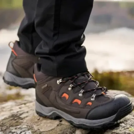 Mountain Warehouse Adventurer Mens Waterproof Hiking Boots Review: budget boots that get the job done (with some trade-offs)