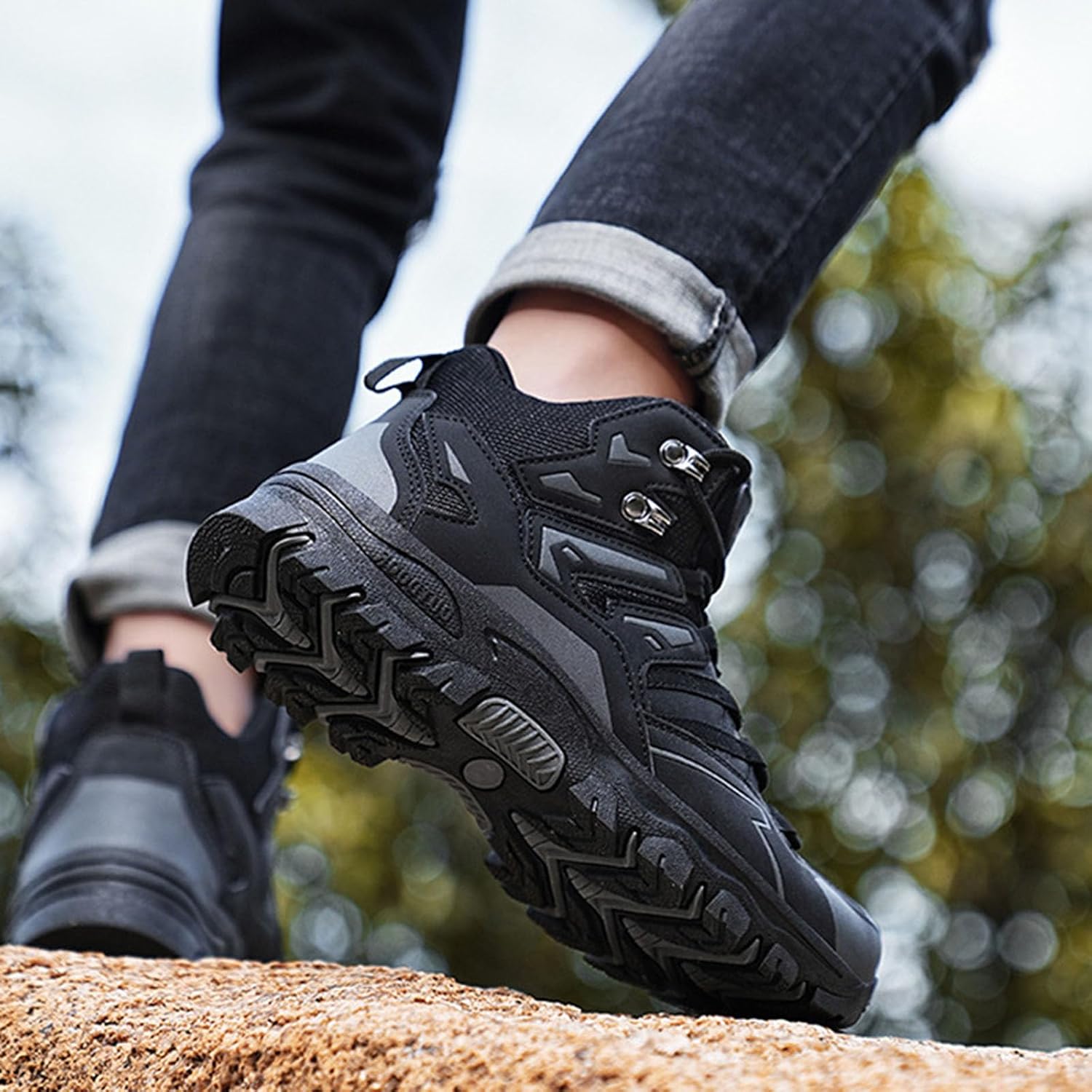 Waterproof Hiking Boots Women Men's Ankle High Hiking Boots Waterproof Outdoor Orthopedic Walking Shoes Mountain Wide Fit Non Slip Shoes Lightweight Lace up Winter Shoes Outdoor High Top Walking Boot 5 UK Wide Black