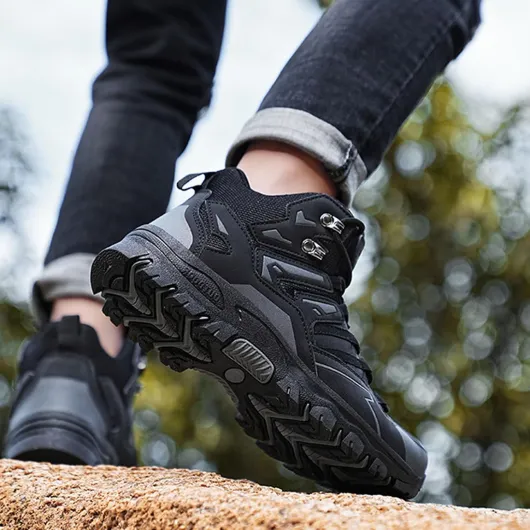 Waterproof Hiking Boots Women Men's Ankle High Hiking Boots Waterproof Outdoor Orthopedic Walking Shoes Mountain Wide Fit Non Slip Shoes Lightweight Lace up Winter Shoes Outdoor High Top Walking Boot 5 UK Wide Black